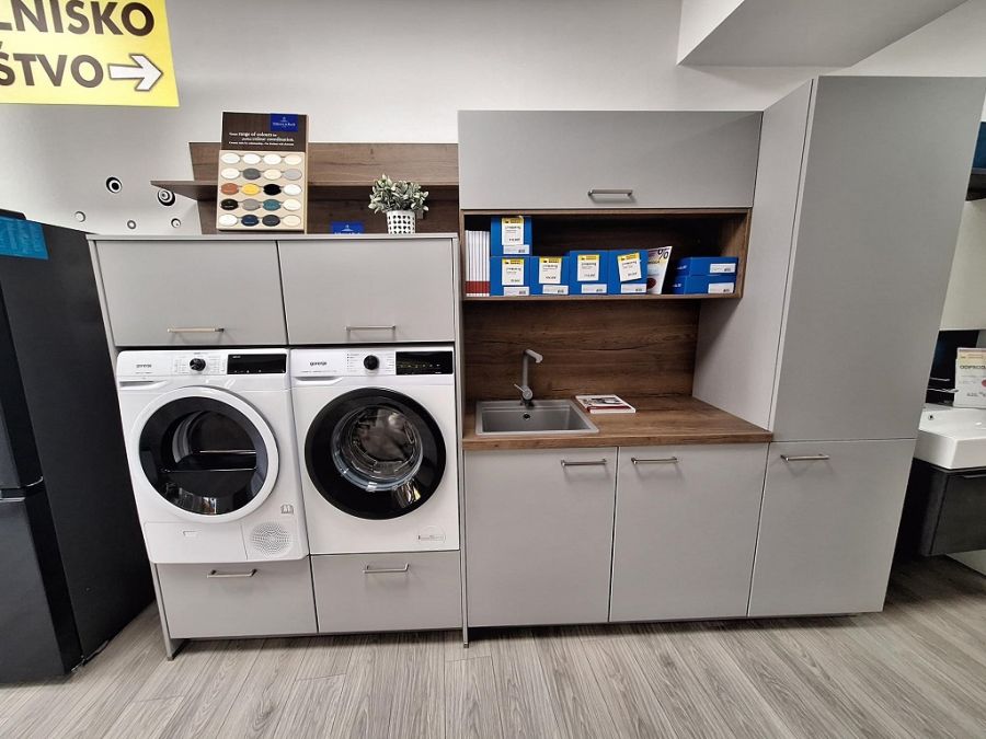 Utility pralnica - Nobilia z aparati